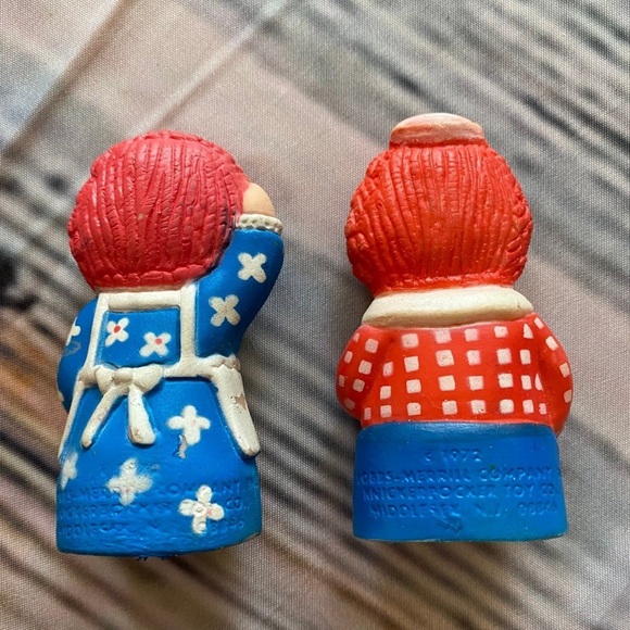 1972 Raggedy Ann & Andy Finger Puppets - Picture 2 of 3
